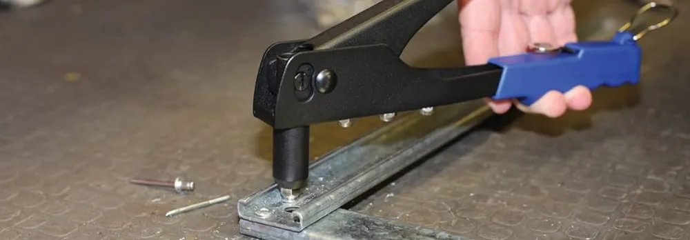 Rivet Gun bg